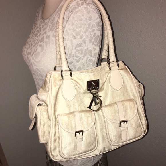 *SOLD* GORGEOUS WINTER WHITE VINTAGE CHRISTIAN DIOR DIORISSIMO SHOULDER TOTE - Picture 7 of 13